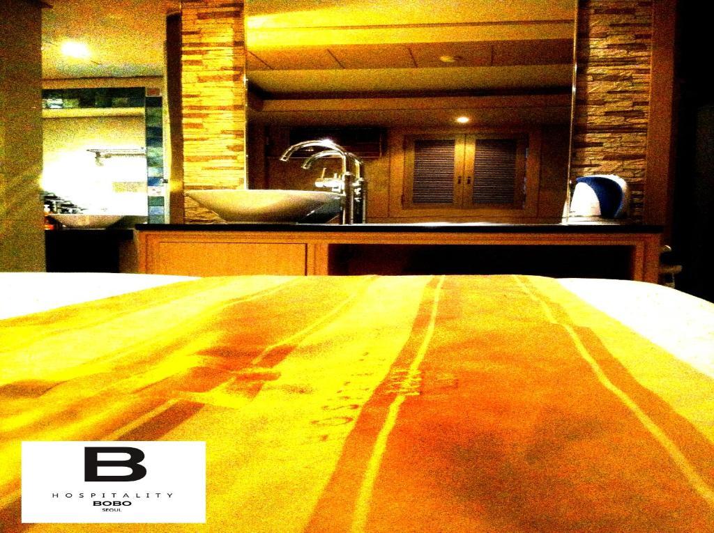 Bobo Hotel Hongdae Сеул Стая снимка